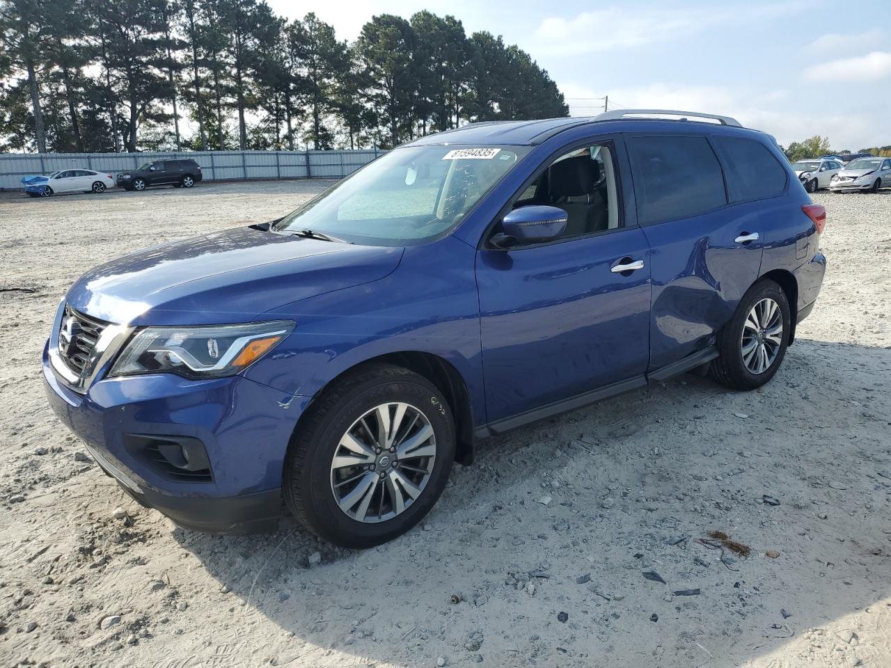 NISSAN PATHFINDER SV
