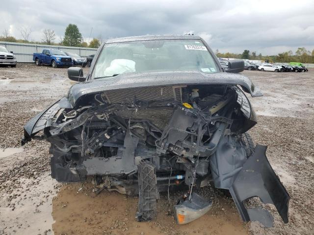 2019 RAM 1500 CLASS 1C6RR7FG6KS517389