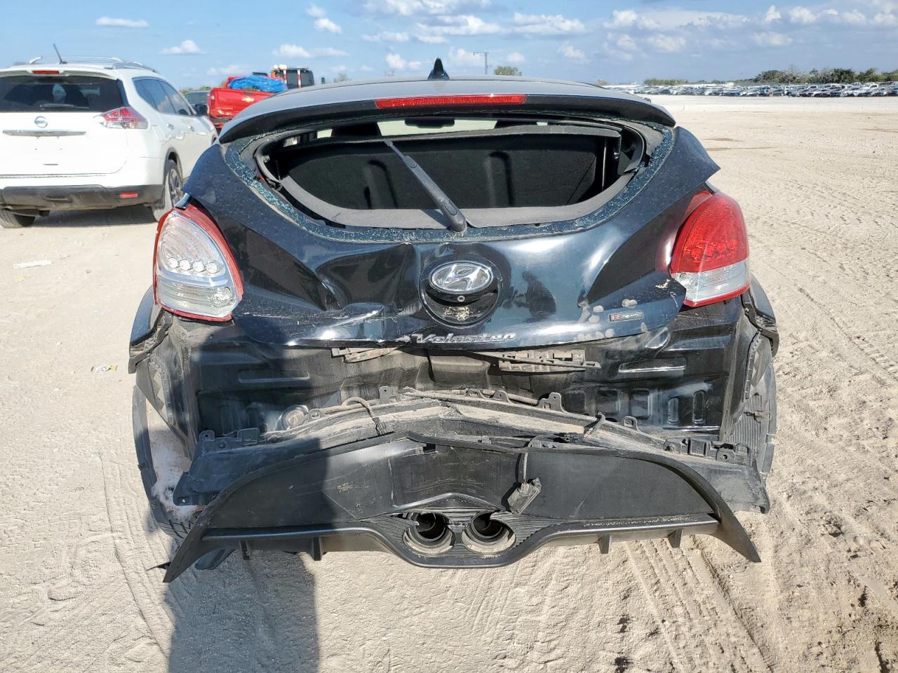 HYUNDAI VELOSTER TURBO