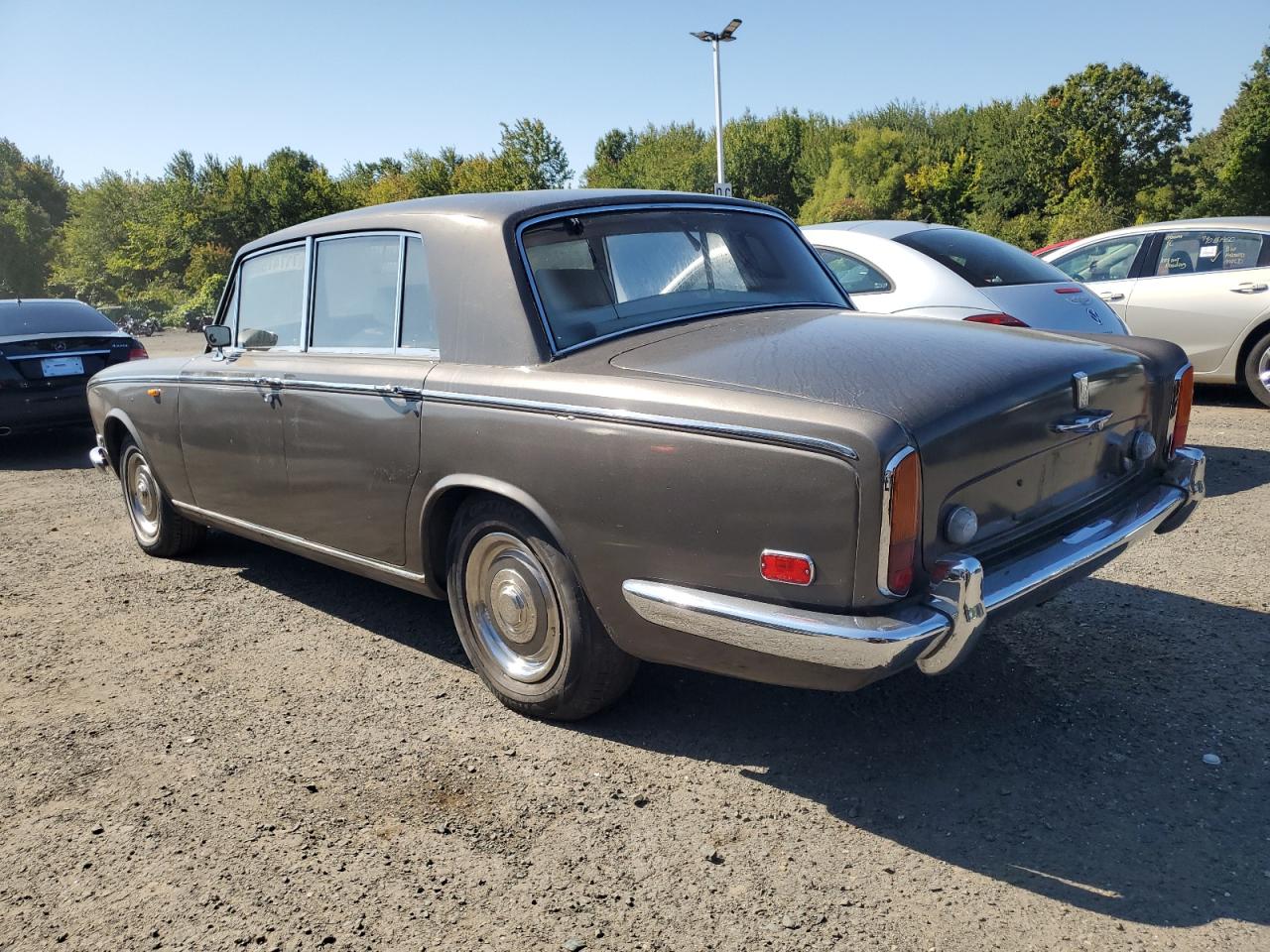 Lot #3237018229 1970 ROLLS-ROYCE 4 DOOR