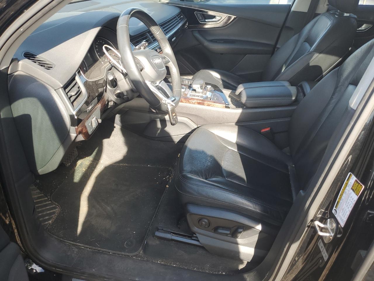 AUDI Q7 PREMIUM PLUS