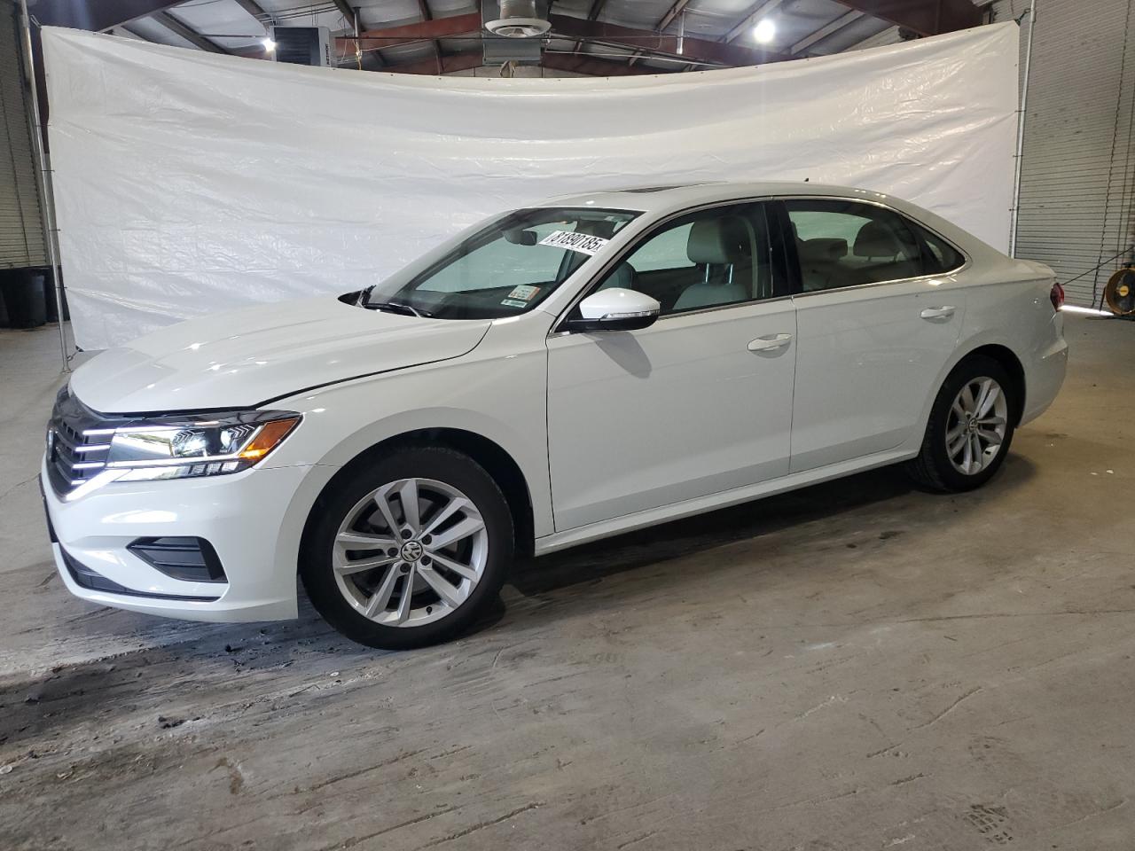 VOLKSWAGEN PASSAT SE