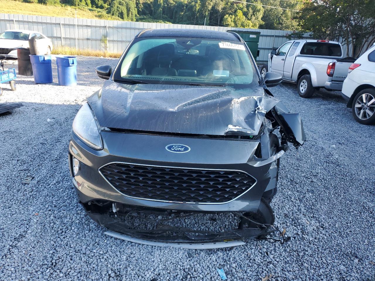 FORD ESCAPE TITANIUM