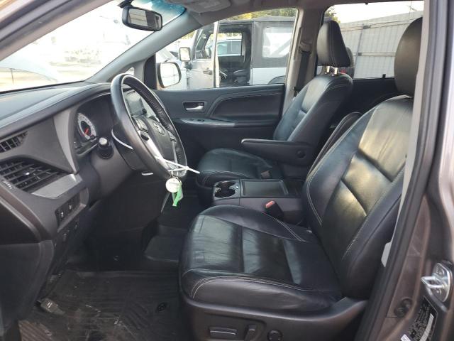 2017 TOYOTA SIENNA SE 5TDXZ3DC5HS820979
