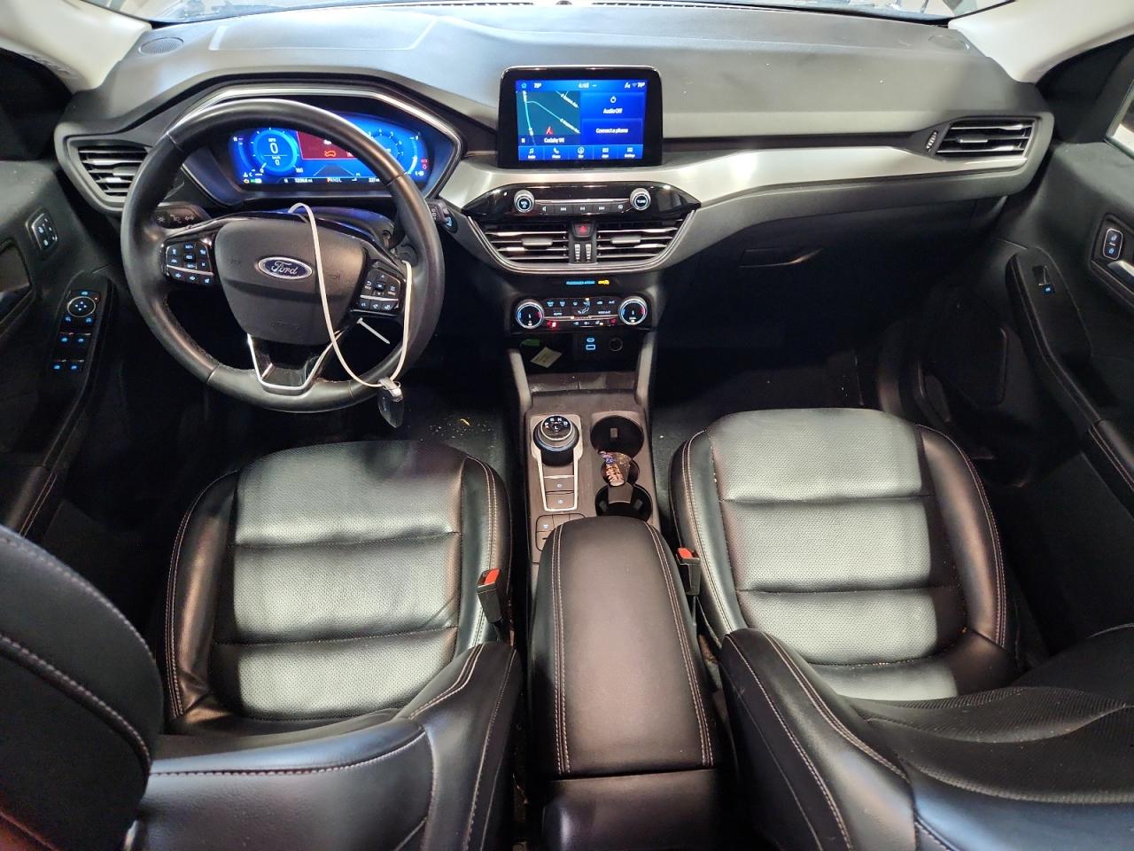 FORD ESCAPE TITANIUM