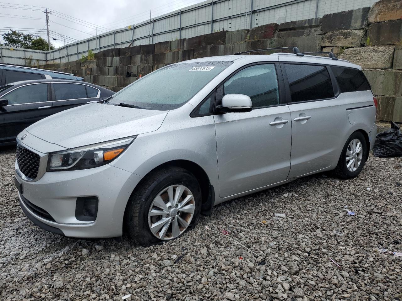  Salvage Kia Sedona