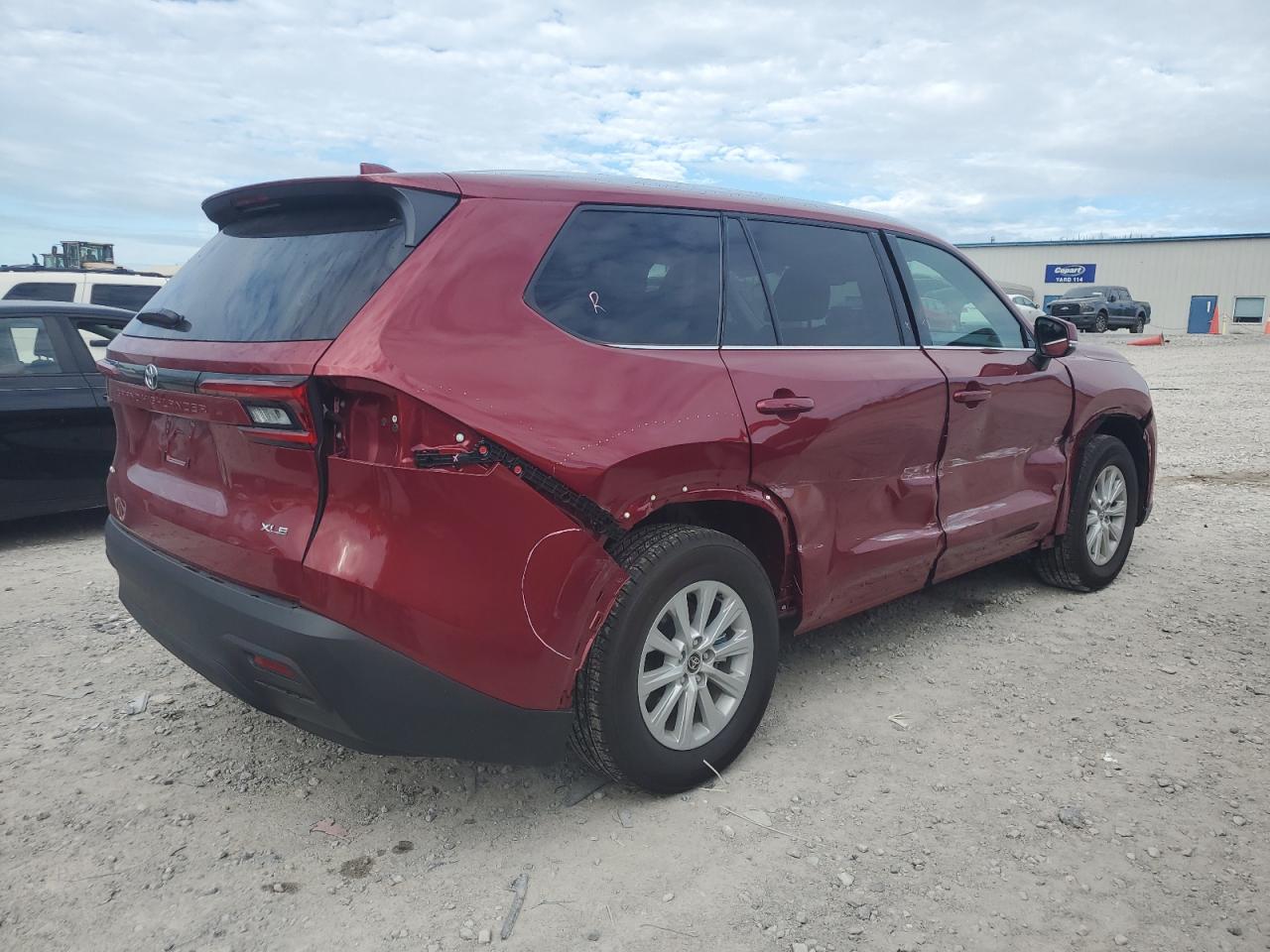 TOYOTA HIGHLANDER LE