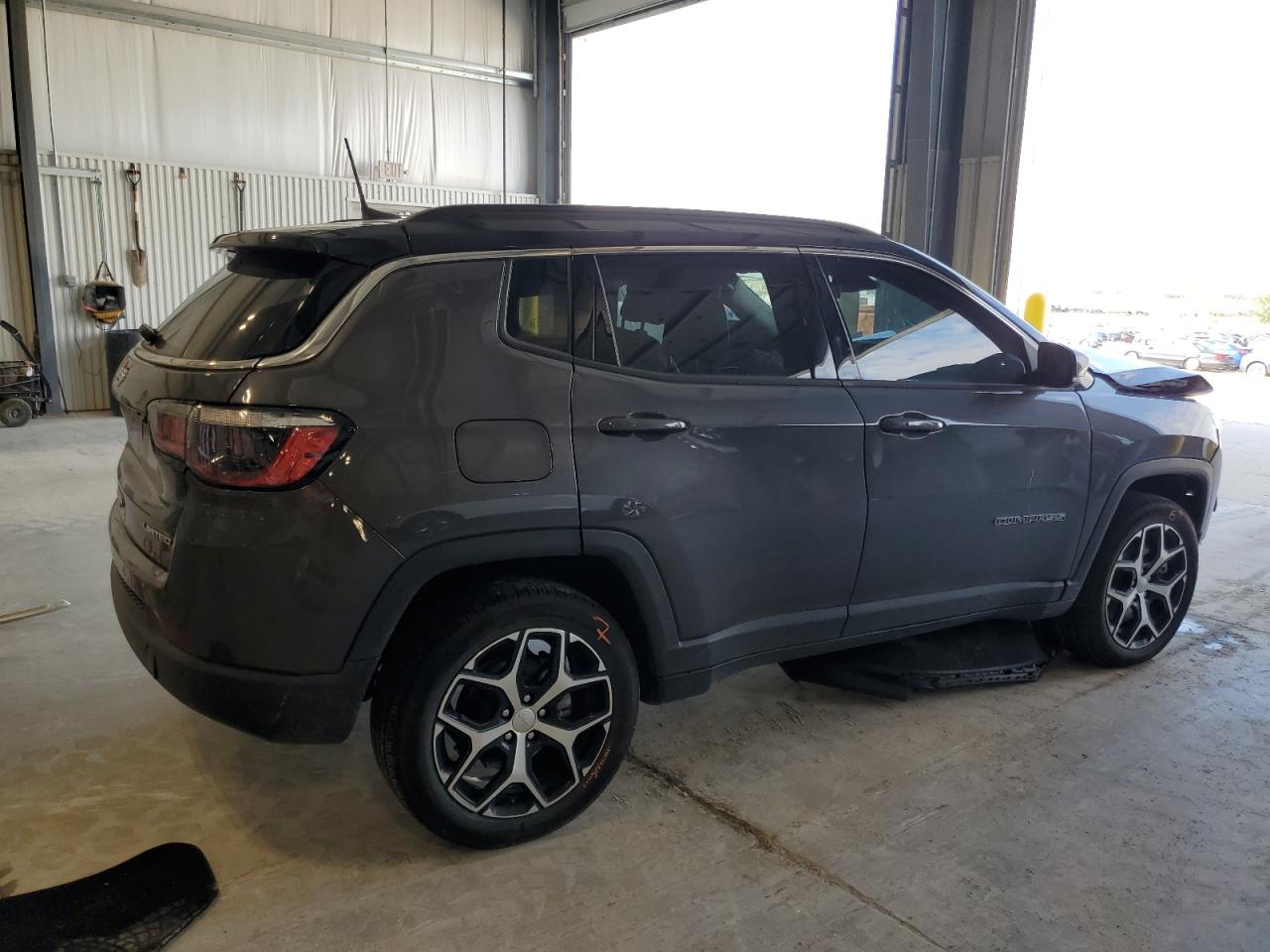 JEEP COMPASS LIMITED