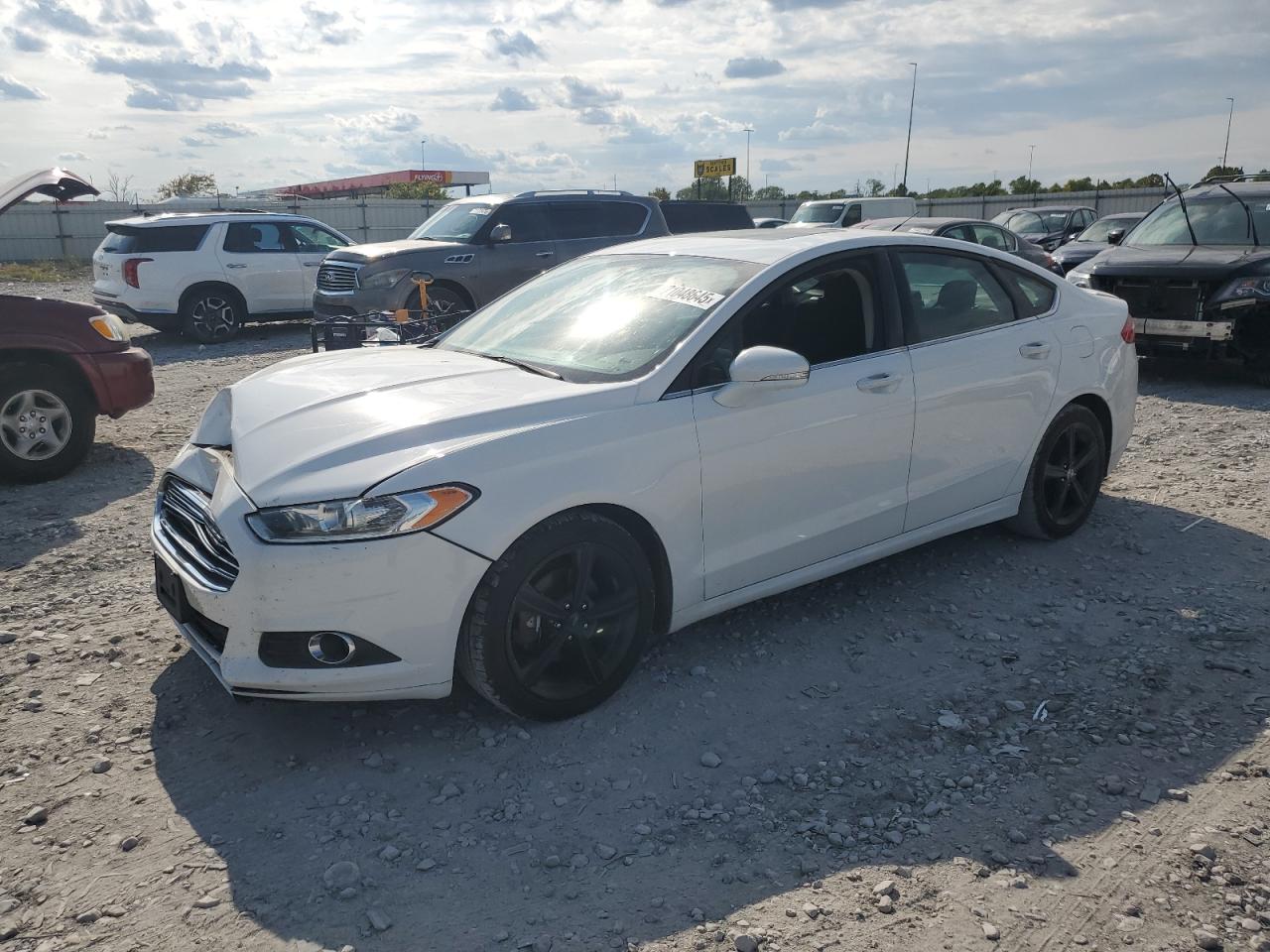 FORD FUSION SE