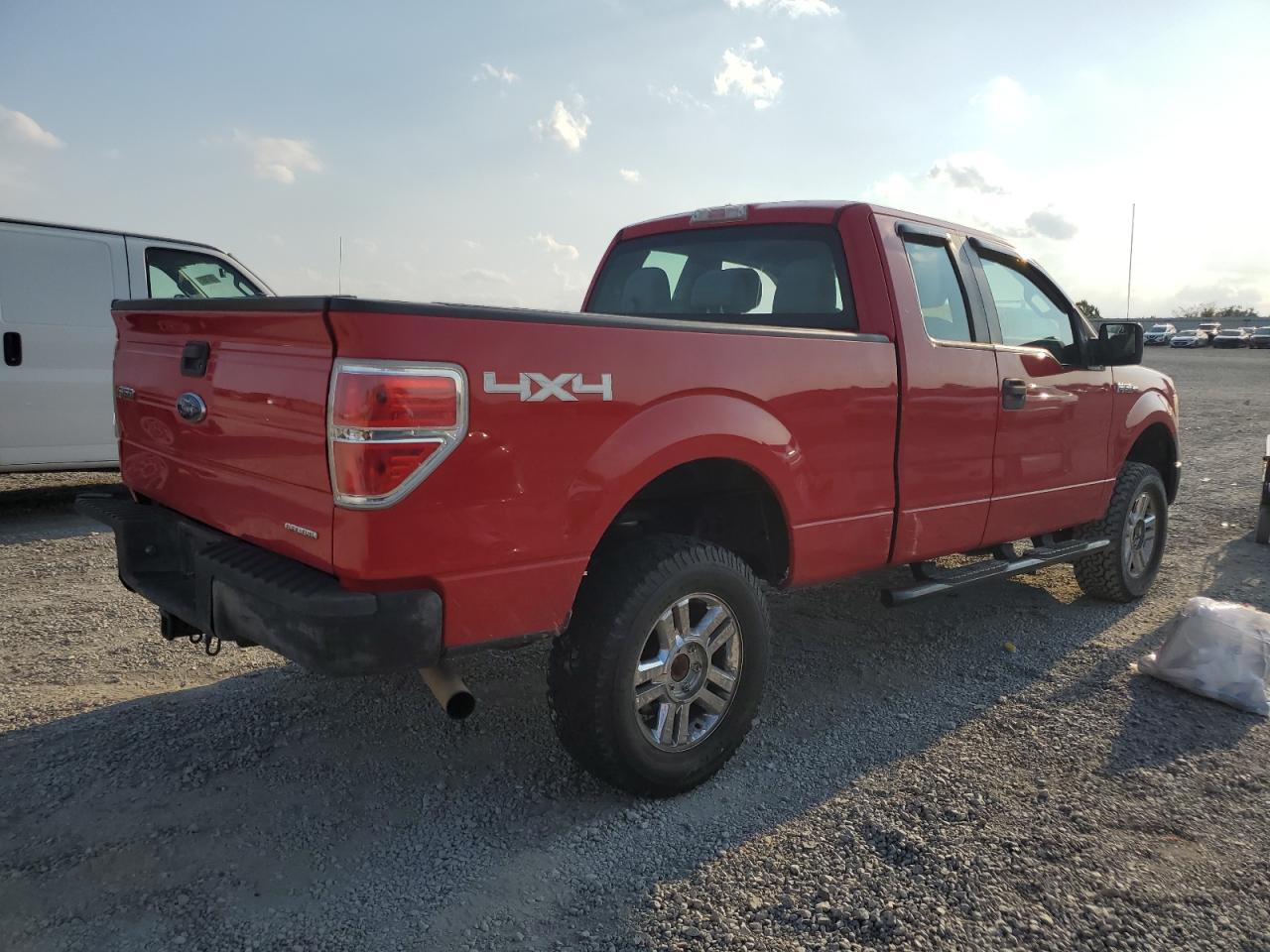 FORD F-150 SUPER CAB
