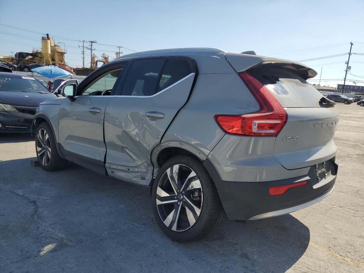 VOLVO XC40 ULTIMATE