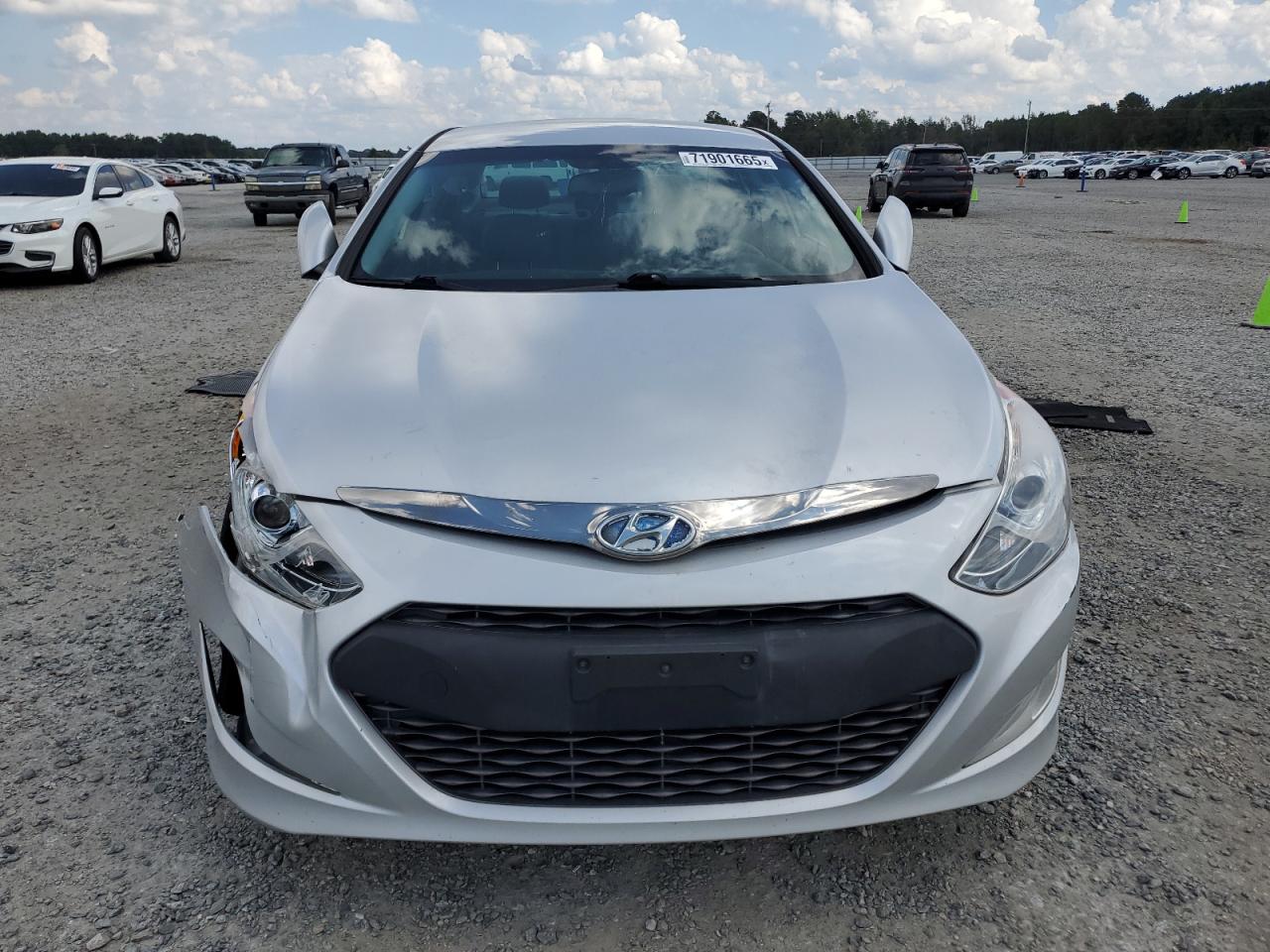 HYUNDAI SONATA HYBRID