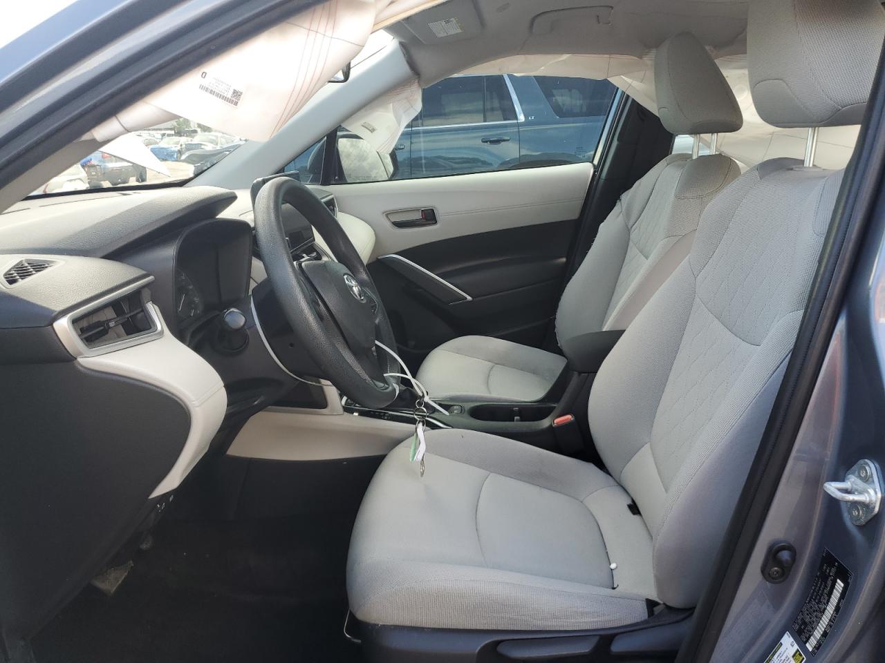 TOYOTA COROLLA CROSS L