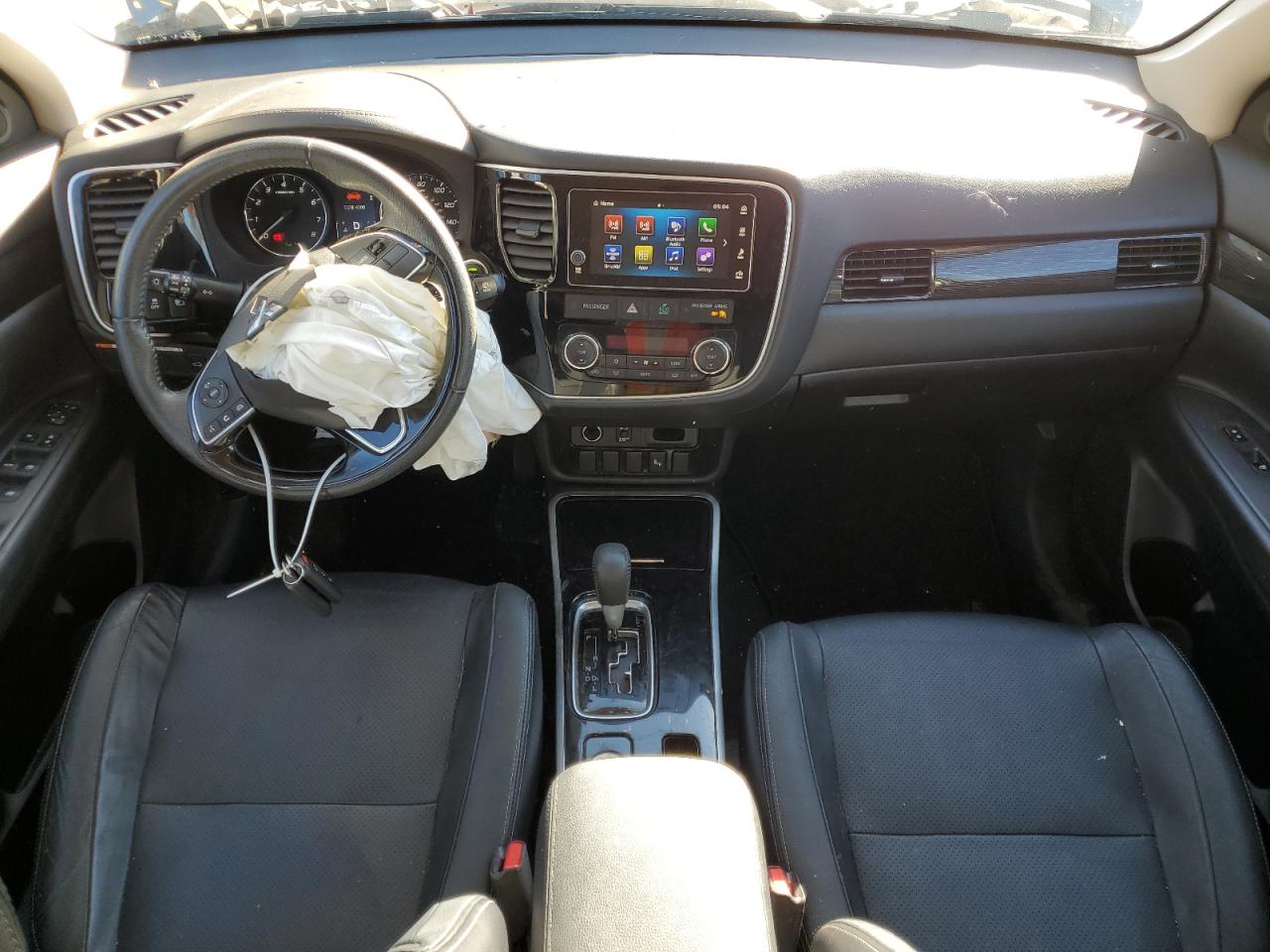 MITSUBISHI OUTLANDER SE