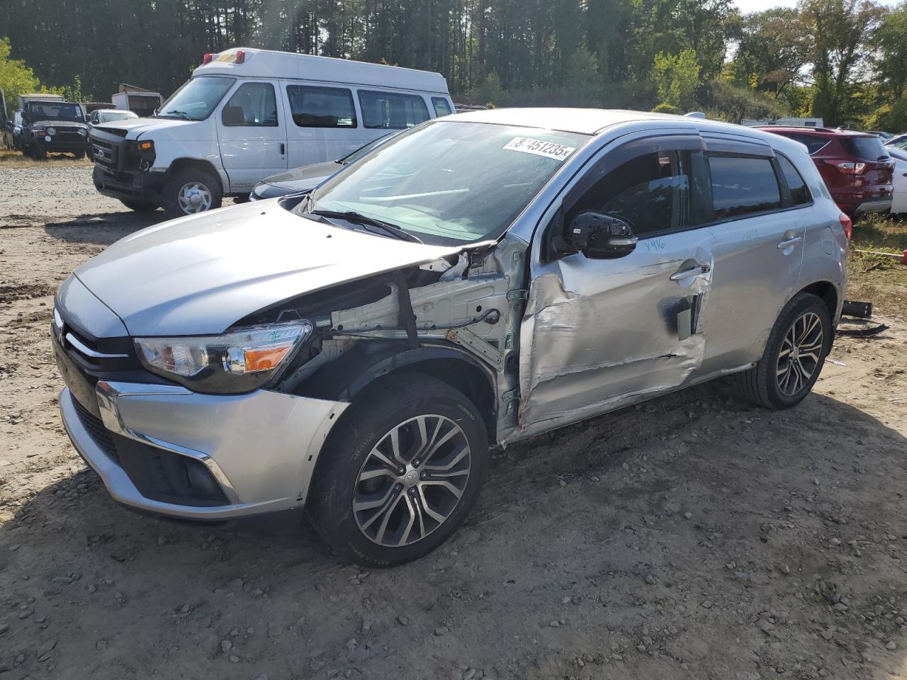 MITSUBISHI OUTLANDER ES