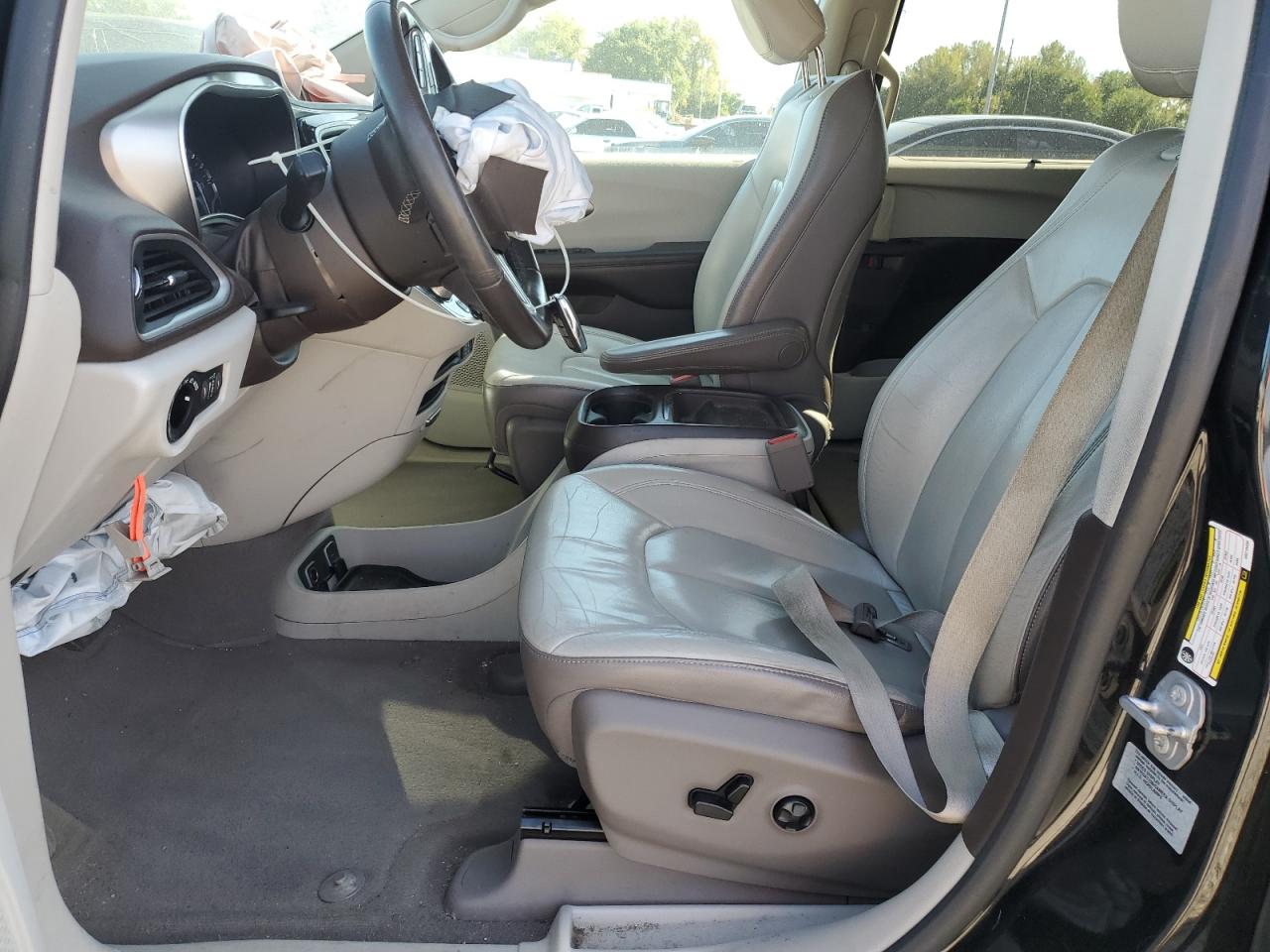 CHRYSLER PACIFICA TOURING L