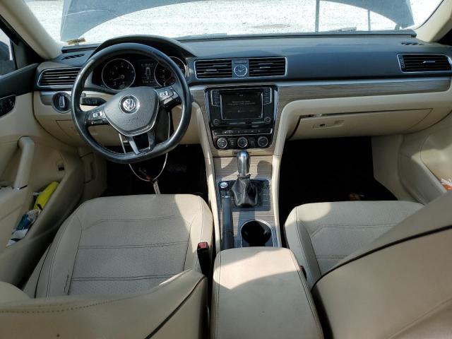 2017 VOLKSWAGEN PASSAT SE 1VWBT7A33HC044129