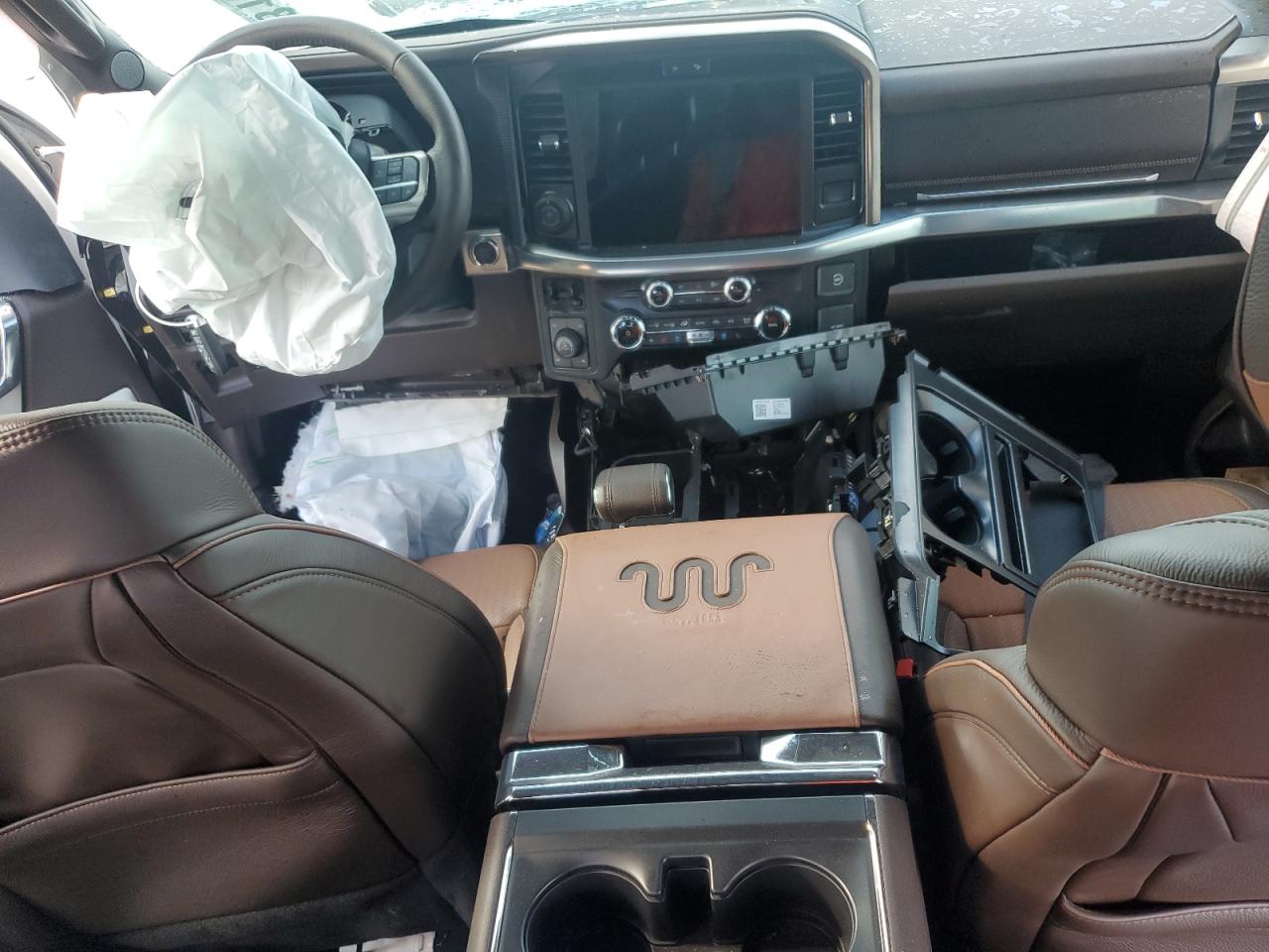 FORD F-150 KING RANCH