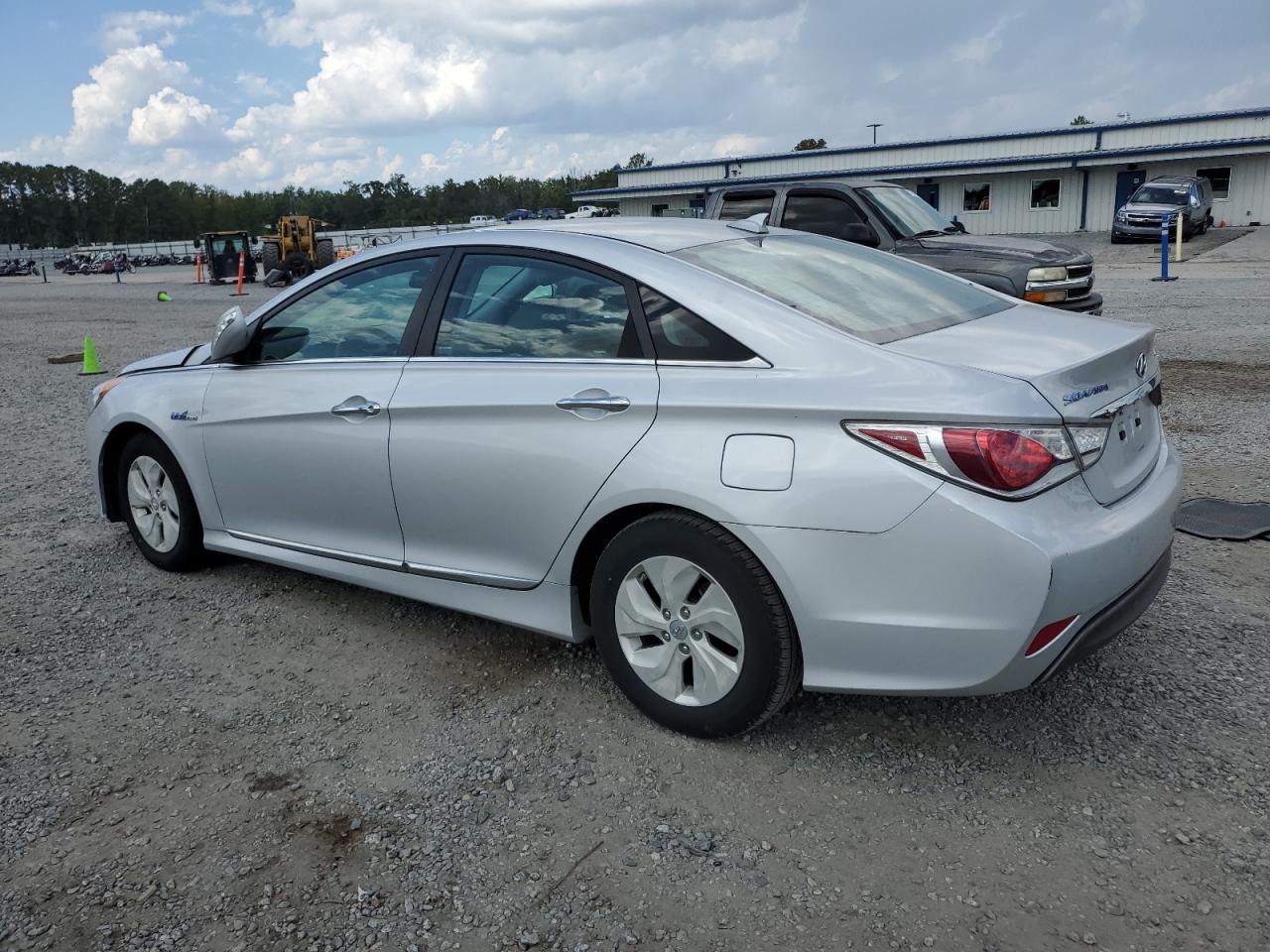 HYUNDAI SONATA HYBRID