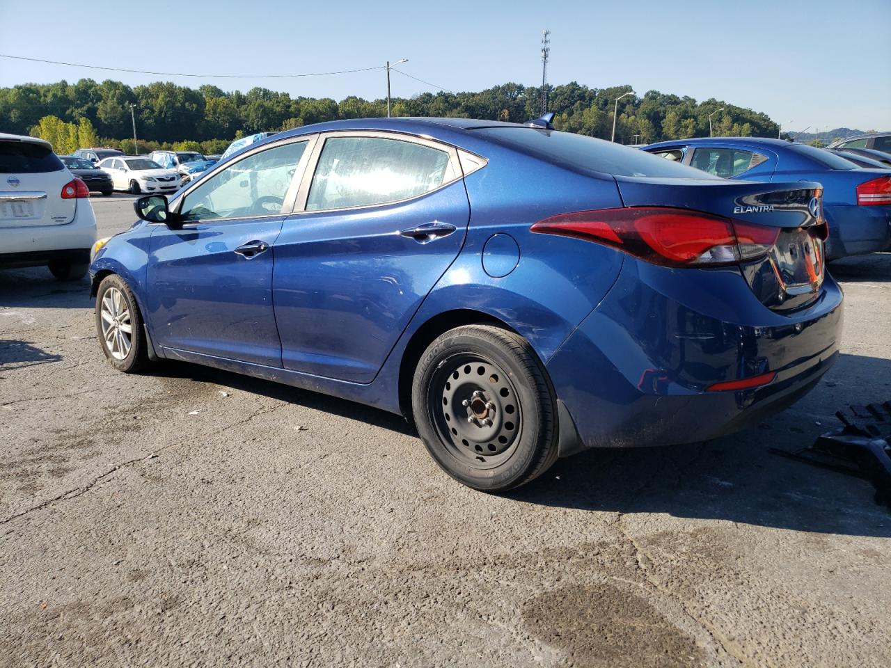 HYUNDAI ELANTRA SE