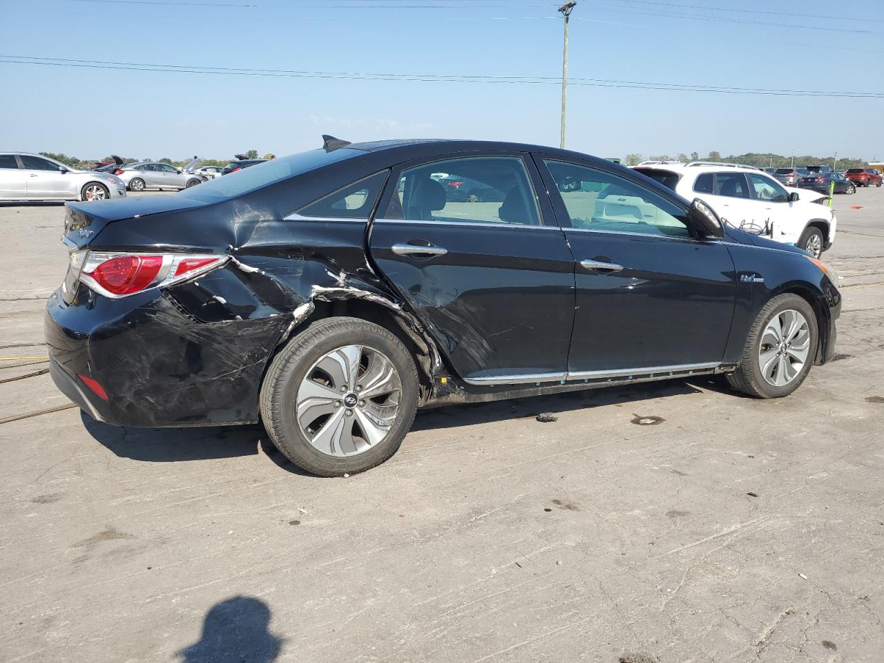 HYUNDAI SONATA HYBRID