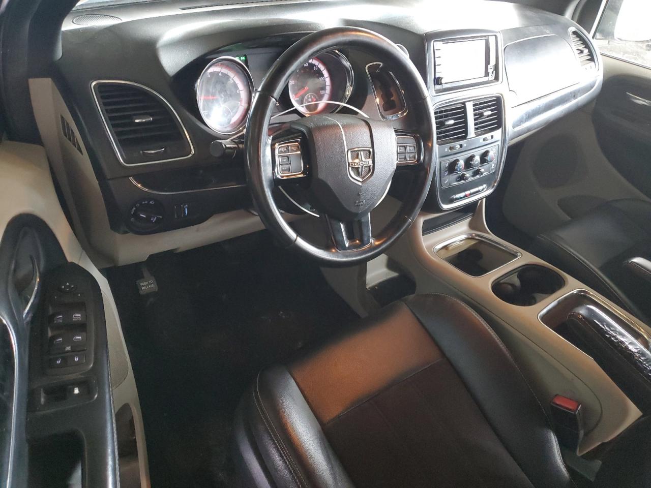 DODGE GRAND CARAVAN SXT