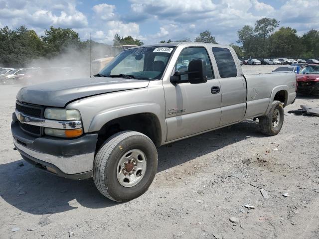 Global Auto Auctions: 2001 CHEVROLET SILVERADO K2500 HEAVY DUTY