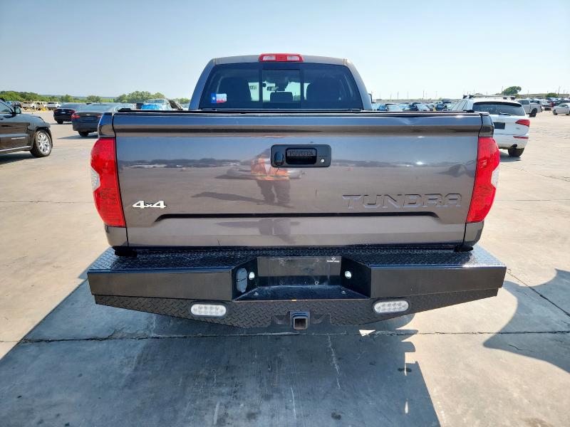 2018 TOYOTA TUNDRA DOU - 5TFUW5F18JX700516