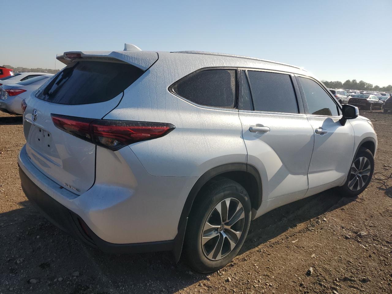 TOYOTA HIGHLANDER XLE