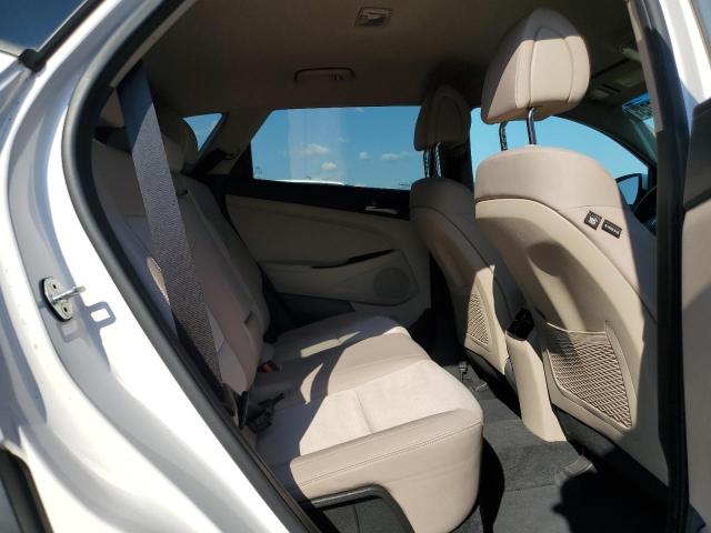 2017 HYUNDAI TUCSON LIM KM8J33A28HU293563