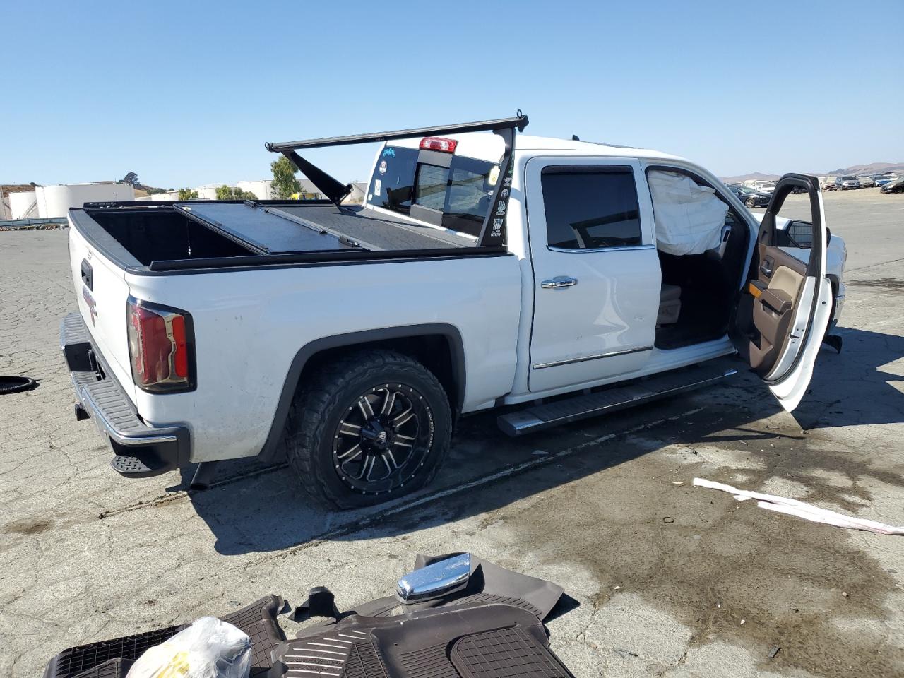 GMC SIERRA 1500 K1500 SLT