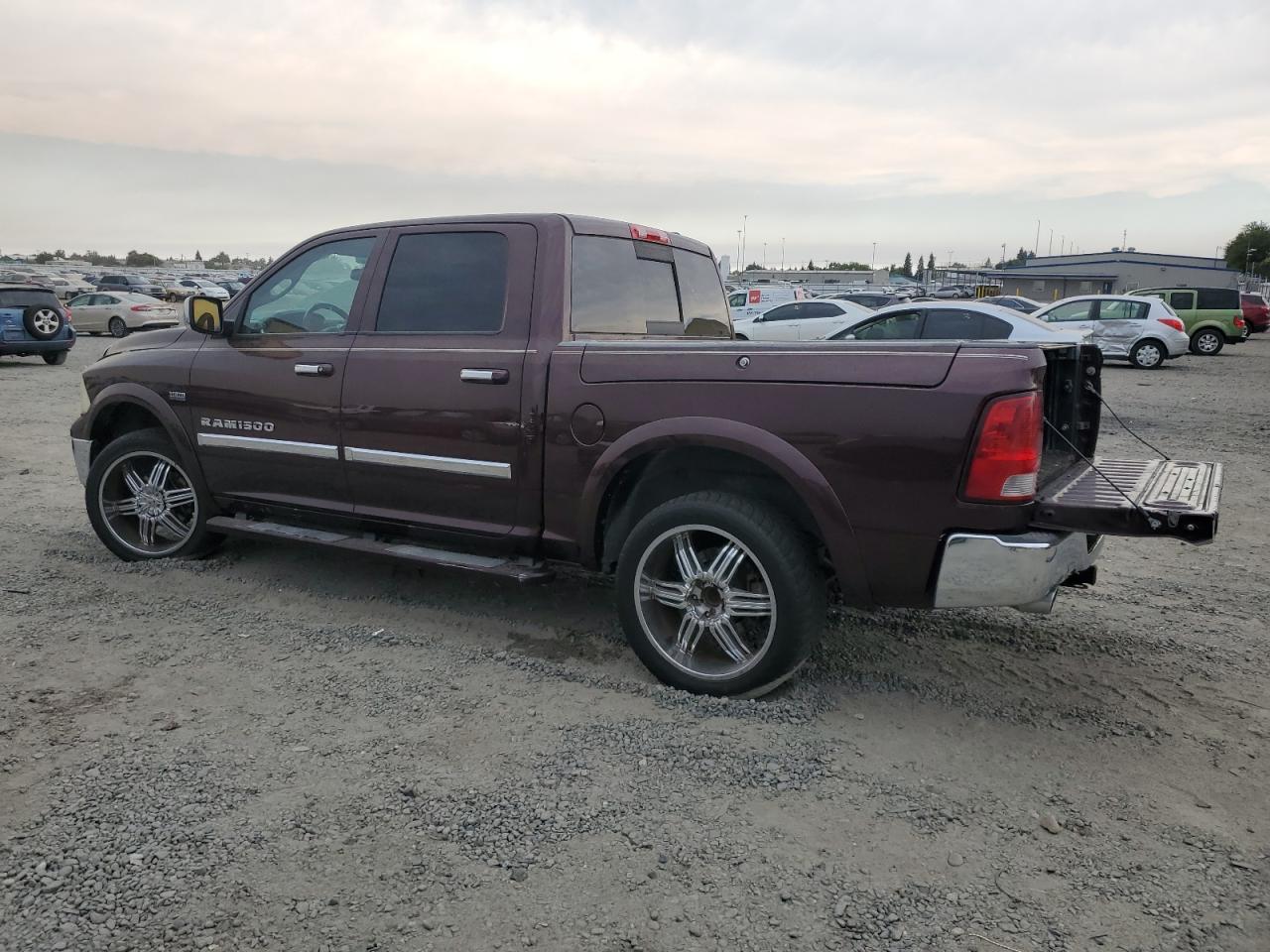 DODGE RAM 1500 LARAMIE
