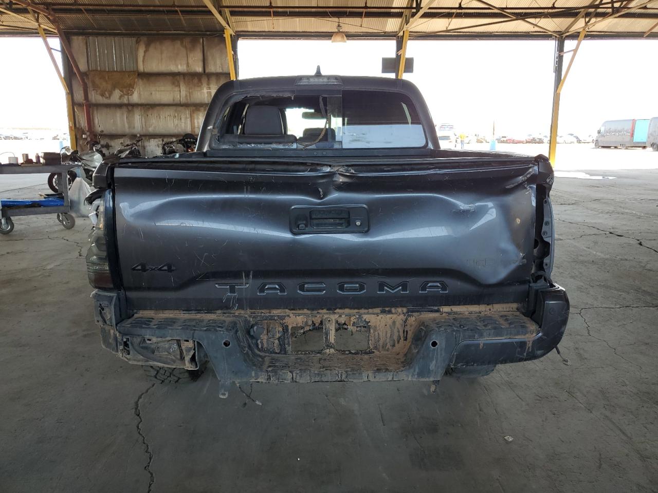 TOYOTA TACOMA DOUBLE CAB