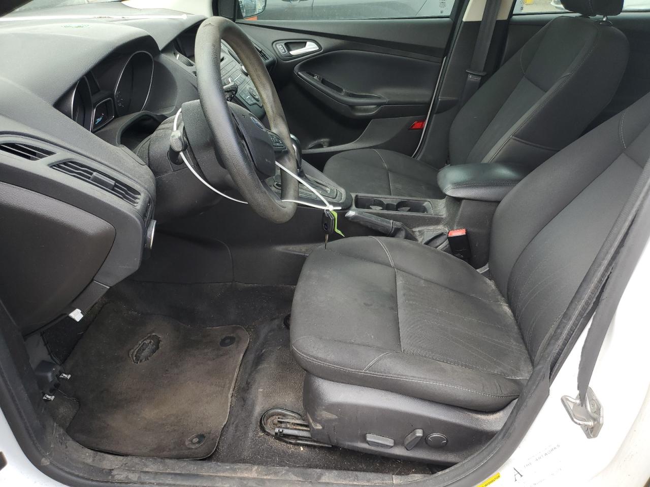 Lot #3311500239 2016 FORD FOCUS SE