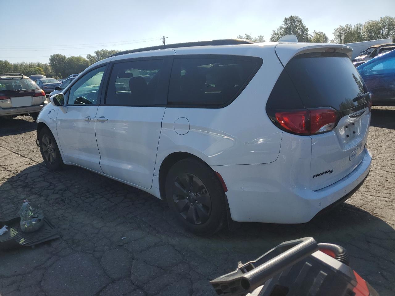 Lot #3317027092 2020 CHRYSLER PACIFICA H