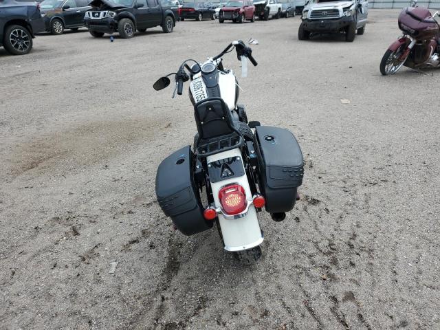 2018 HARLEY-DAVIDSON FLHCS HERI 1HD1YBK19JC013651
