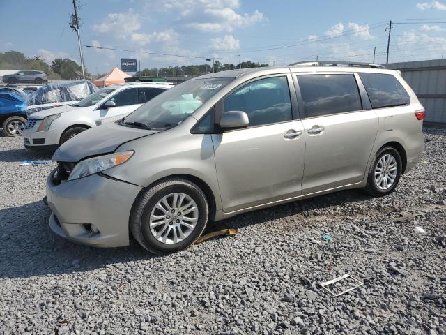 Global Auto Auctions: 2015 TOYOTA SIENNA XLE