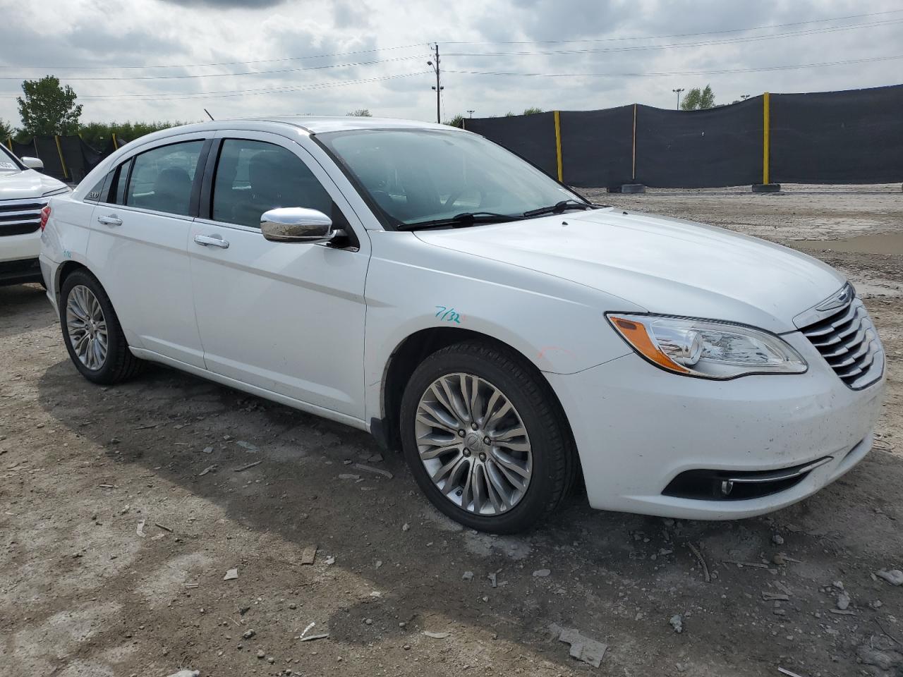 CHRYSLER 200 LIMITED