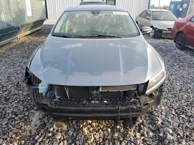 2017 VOLKSWAGEN PASSAT SEL 1VWCT7A32HC052808