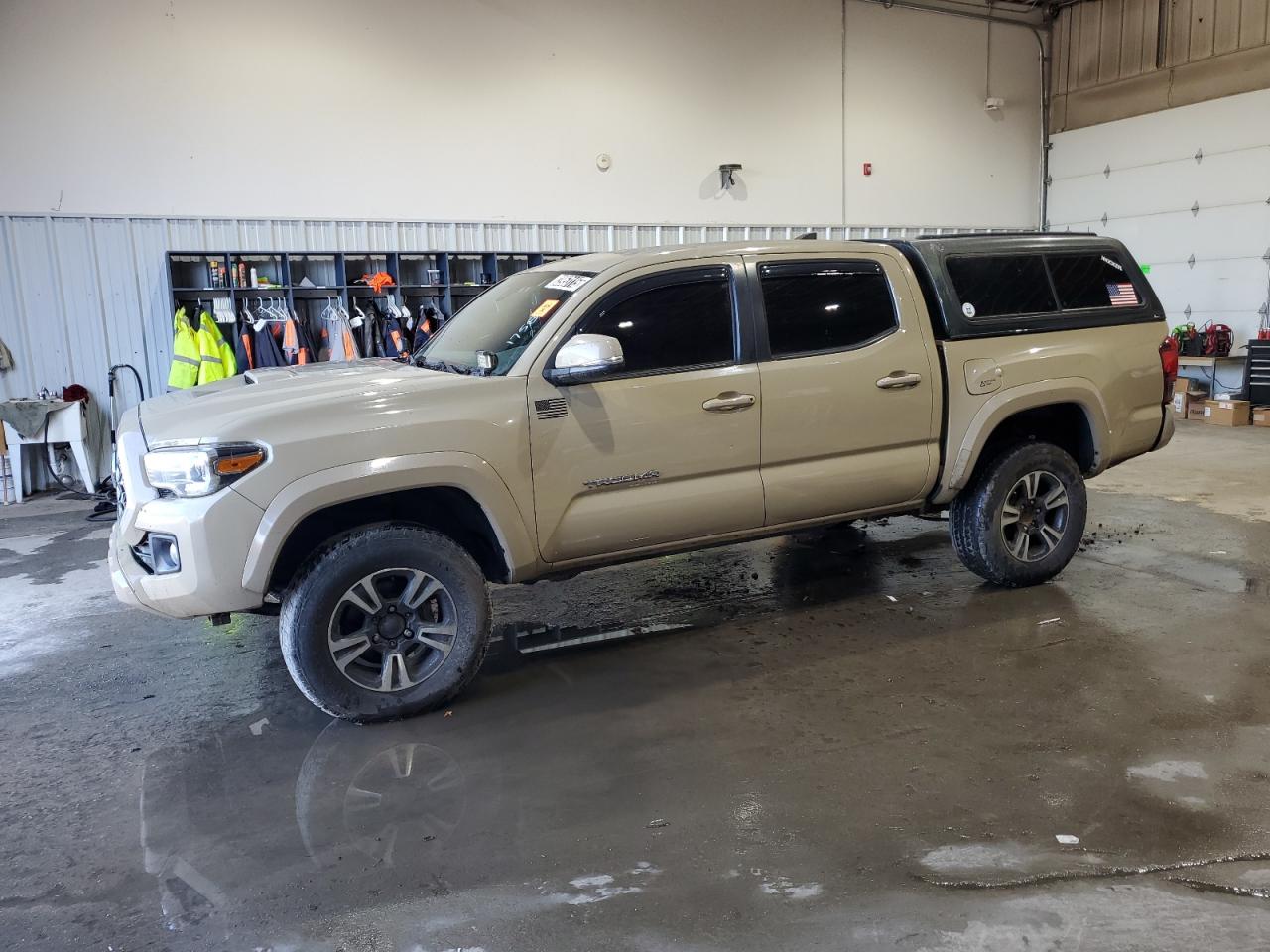 Lot #3311395324 2019 TOYOTA TACOMA DOU