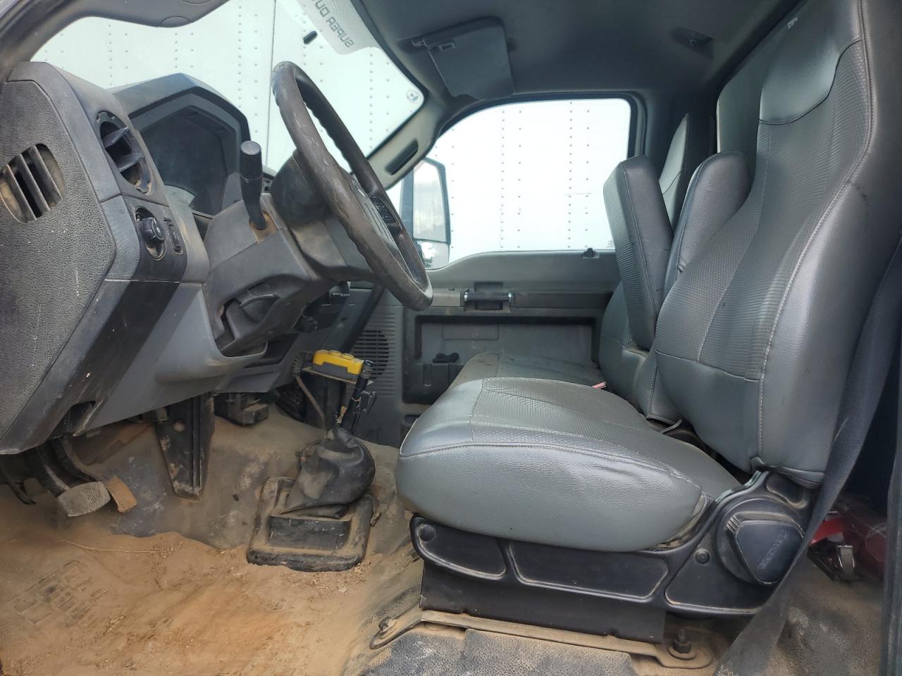 FORD F-750 SUPER DUTY