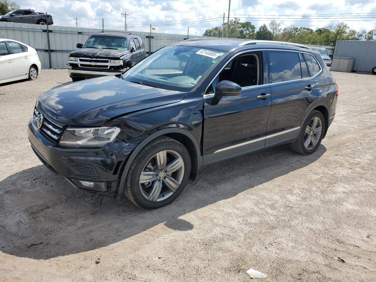 VOLKSWAGEN TIGUAN SE