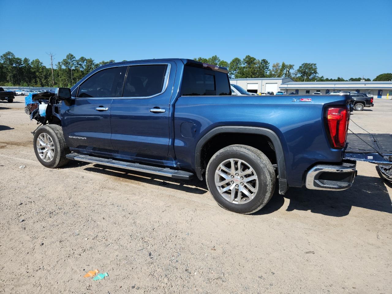 GMC SIERRA K1500 SLT