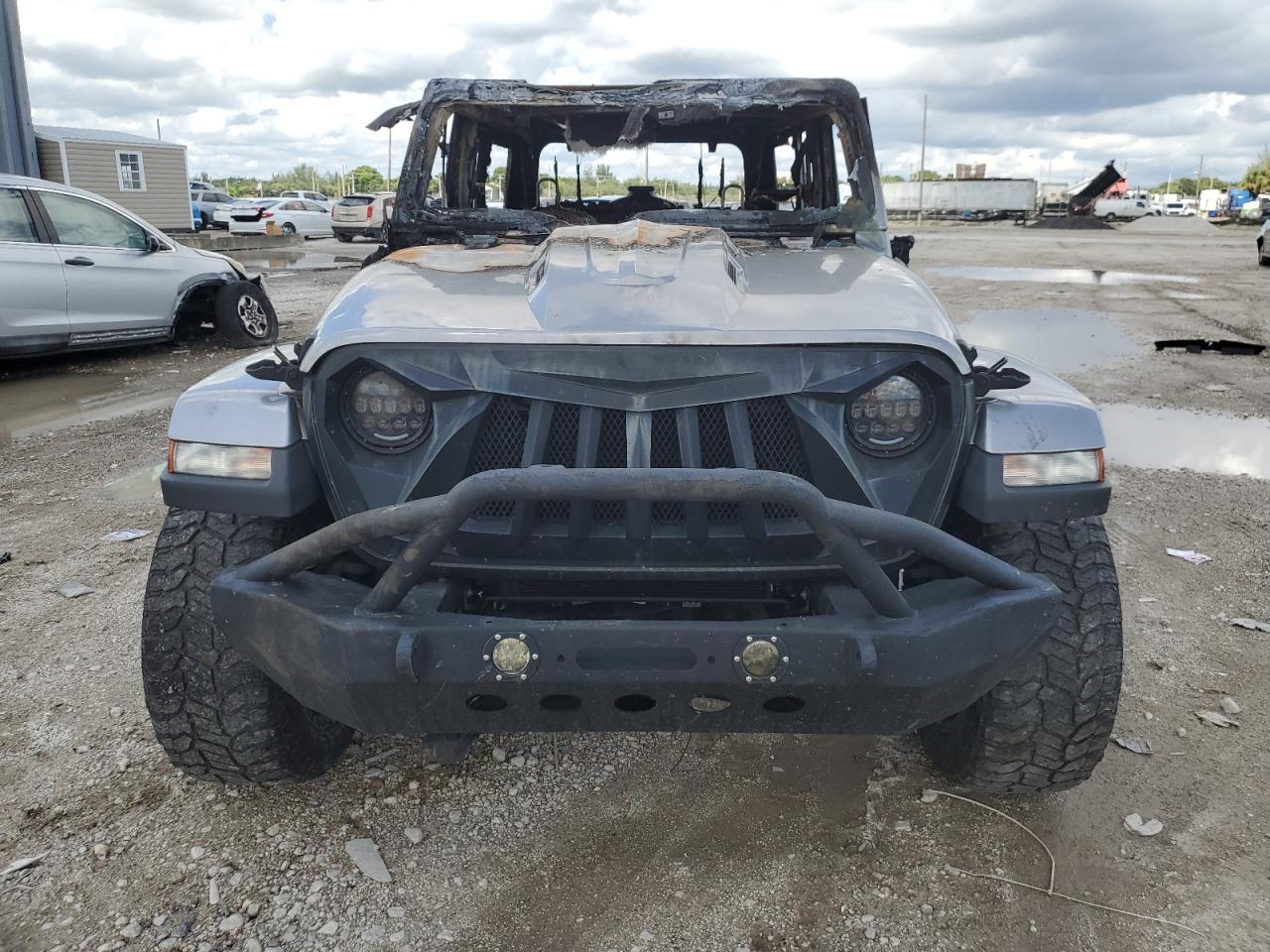 JEEP WRANGLER SAHARA