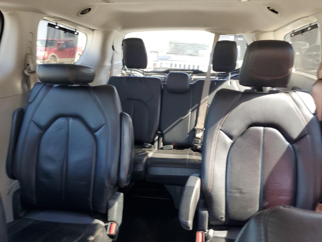 CHRYSLER PACIFICA TOURING L