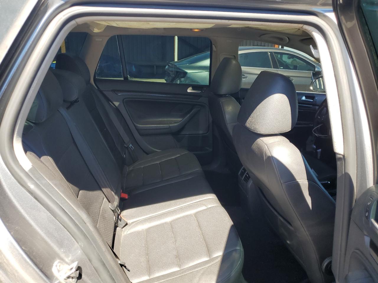 VOLKSWAGEN JETTA TDI