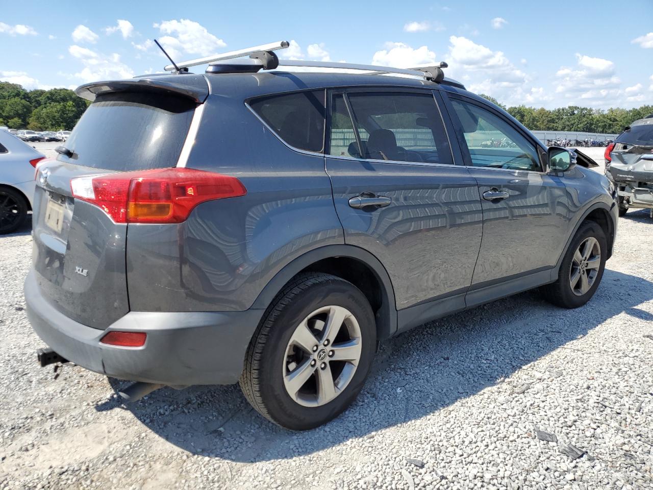 TOYOTA RAV4 XLE