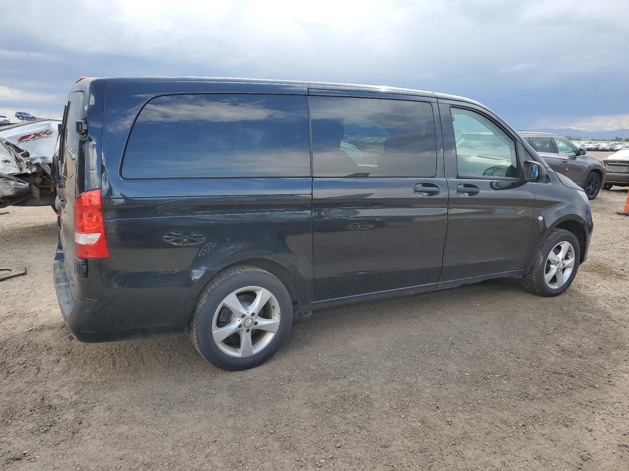 Lot #3279687915 2017 MERCEDES-BENZ METRIS PAS