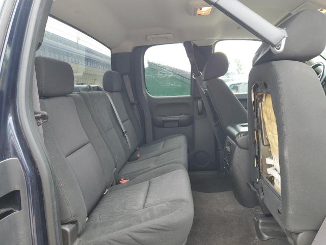 2011 CHEVROLET SILVERADO - 1GCRKSEA3BZ203946