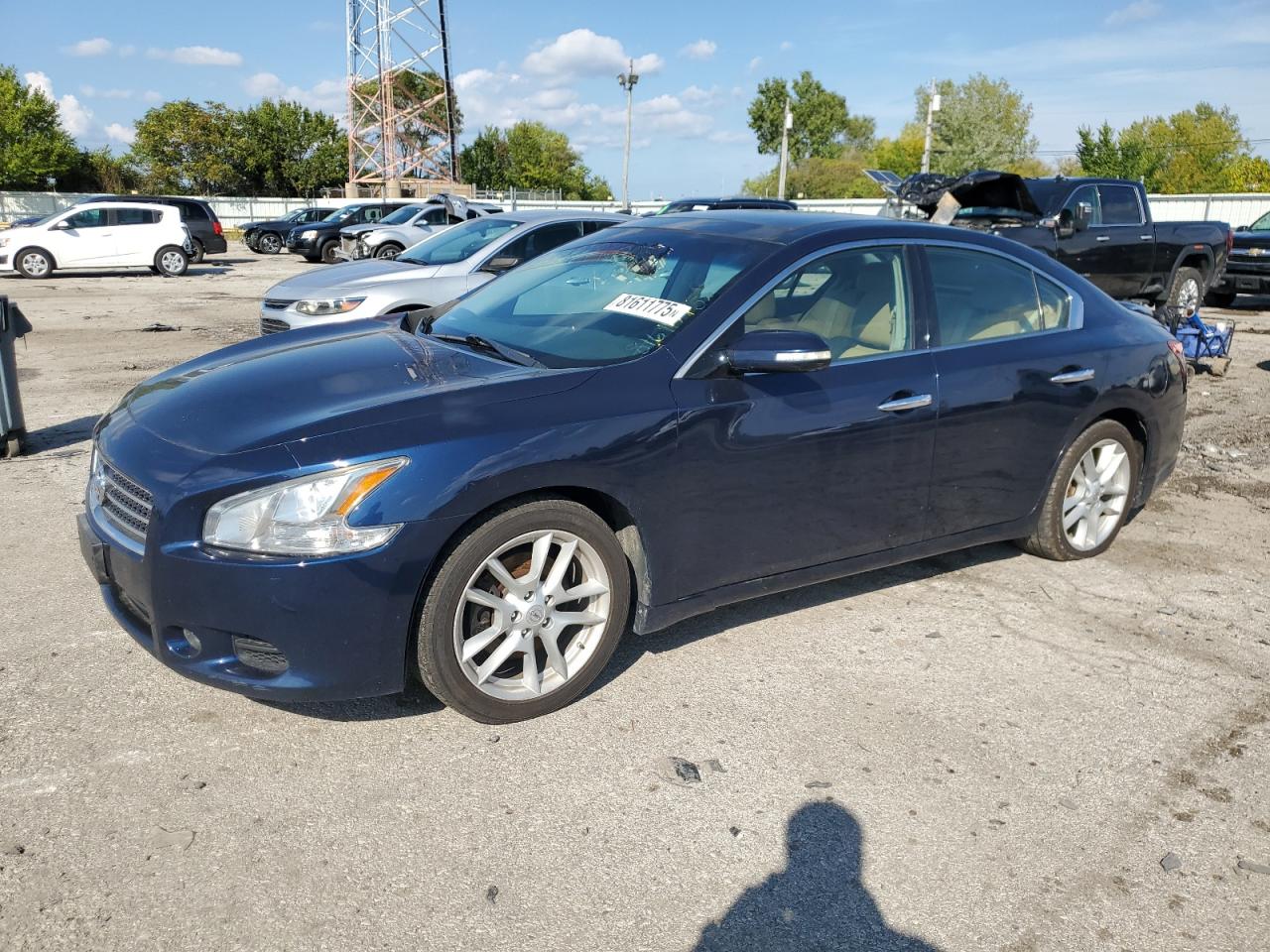 NISSAN MAXIMA S